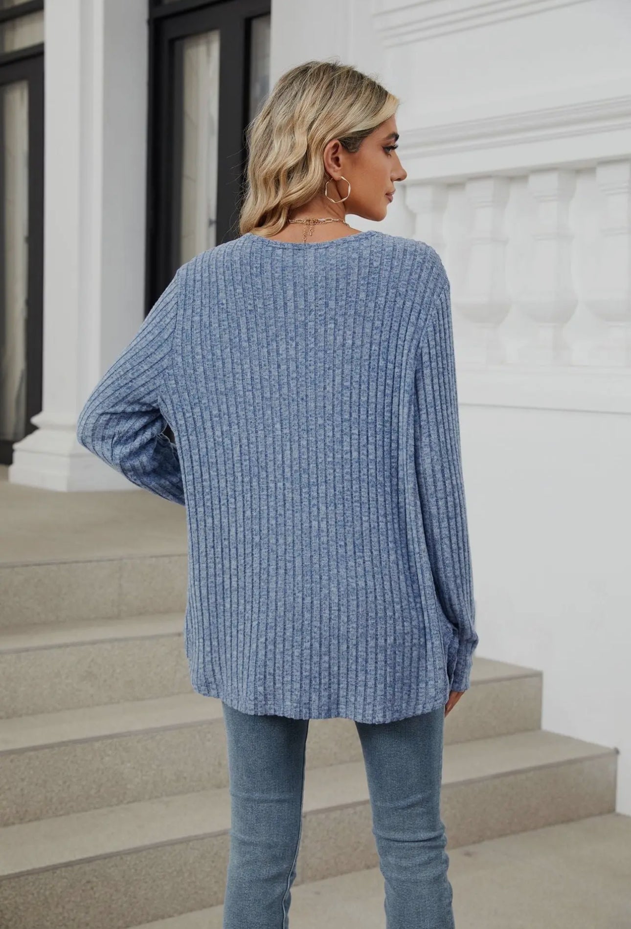 Knitted Long Sleeve Buttoned Down Cardigan