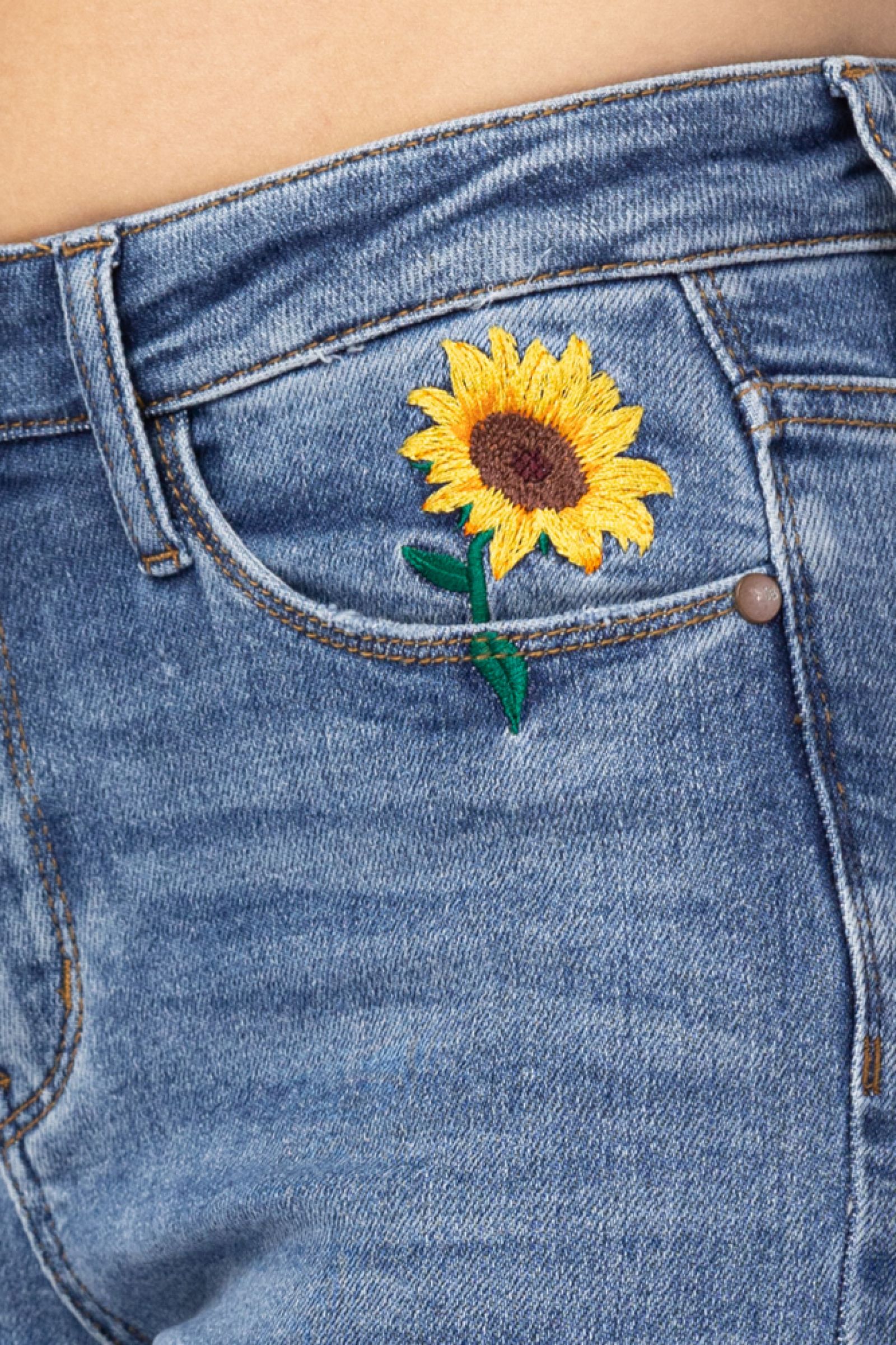 Judy Blue ~Summer Sunflower